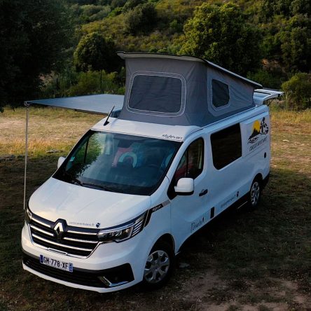 corsica rent van drone au clap de la lune (2)